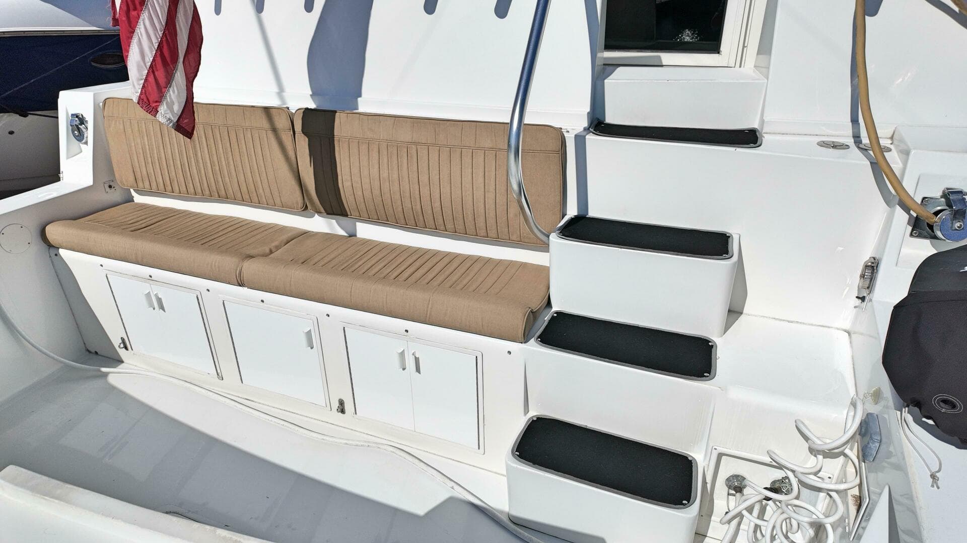 1999 Viking 60 Cockpit Sport Yacht