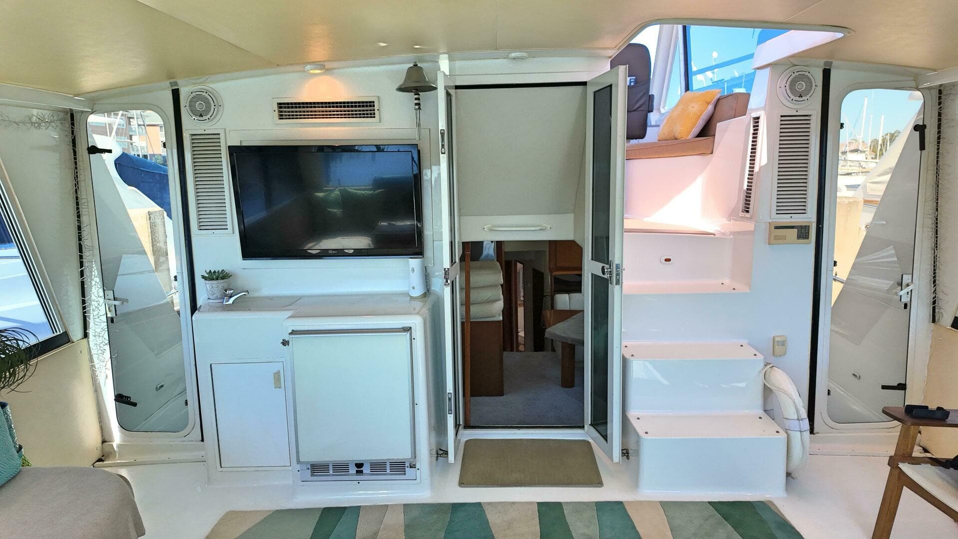 1999 Viking 60 Cockpit Sport Yacht