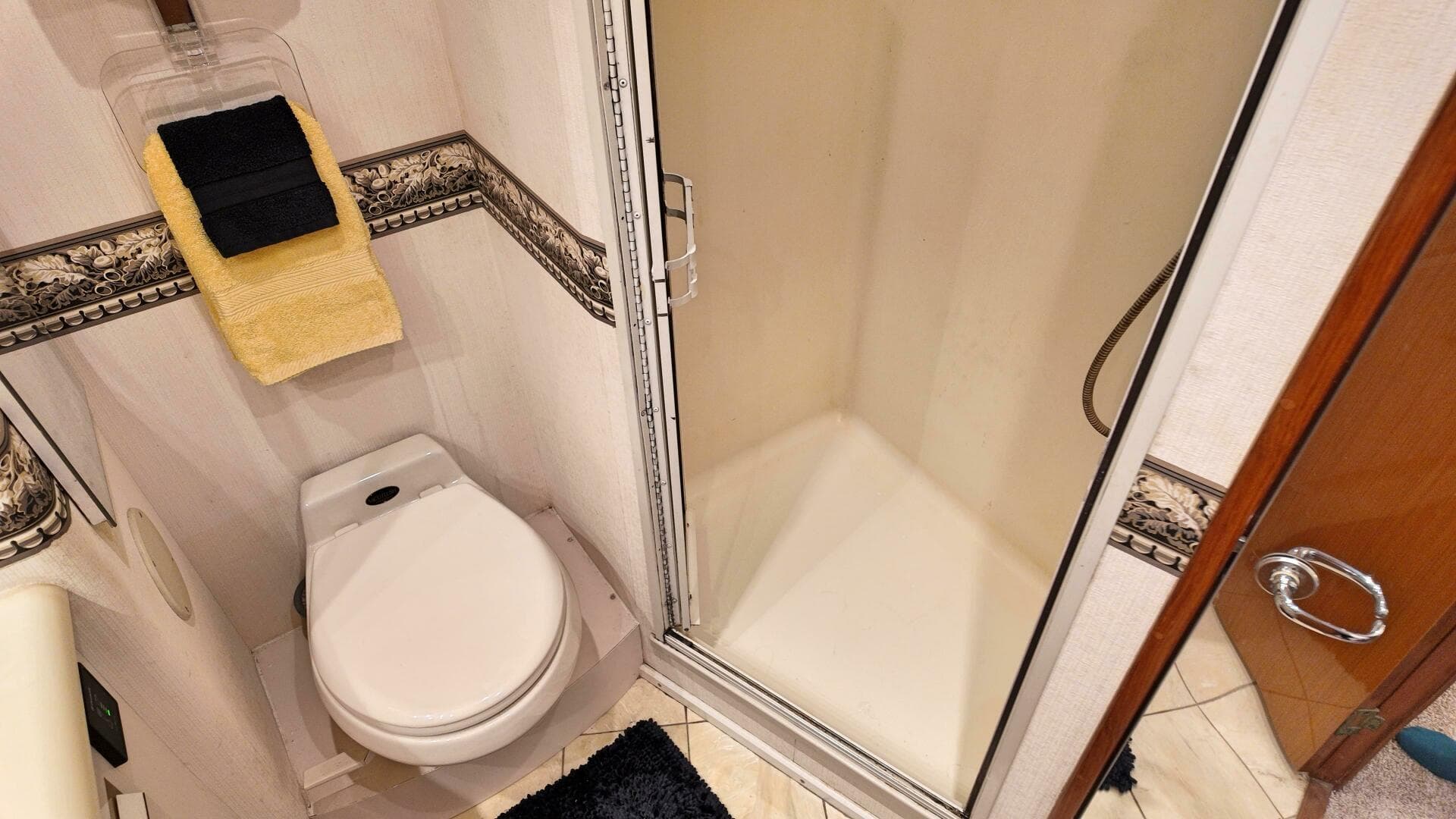 1999 Viking 60 Cockpit Sport Yacht