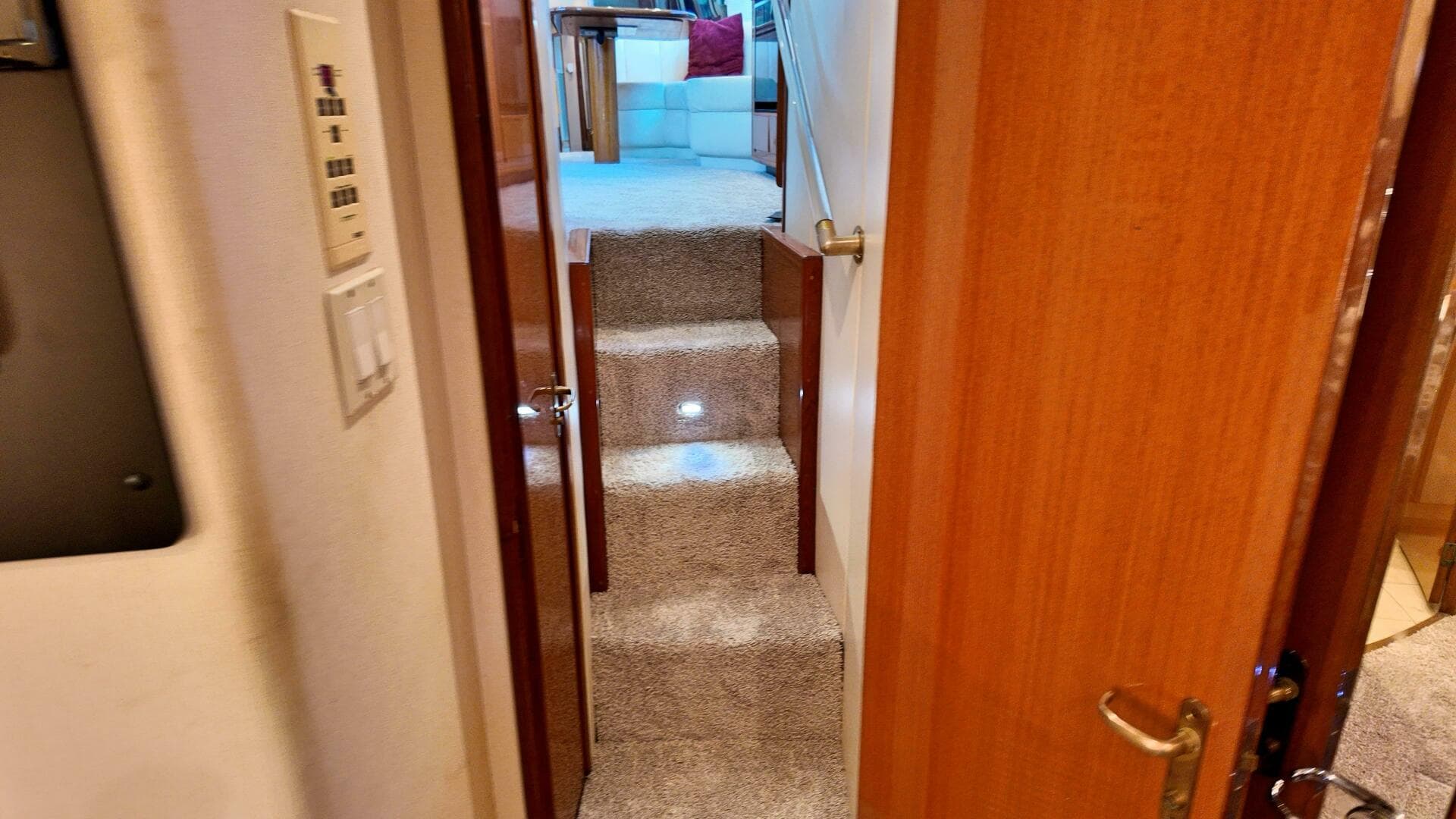 1999 Viking 60 Cockpit Sport Yacht