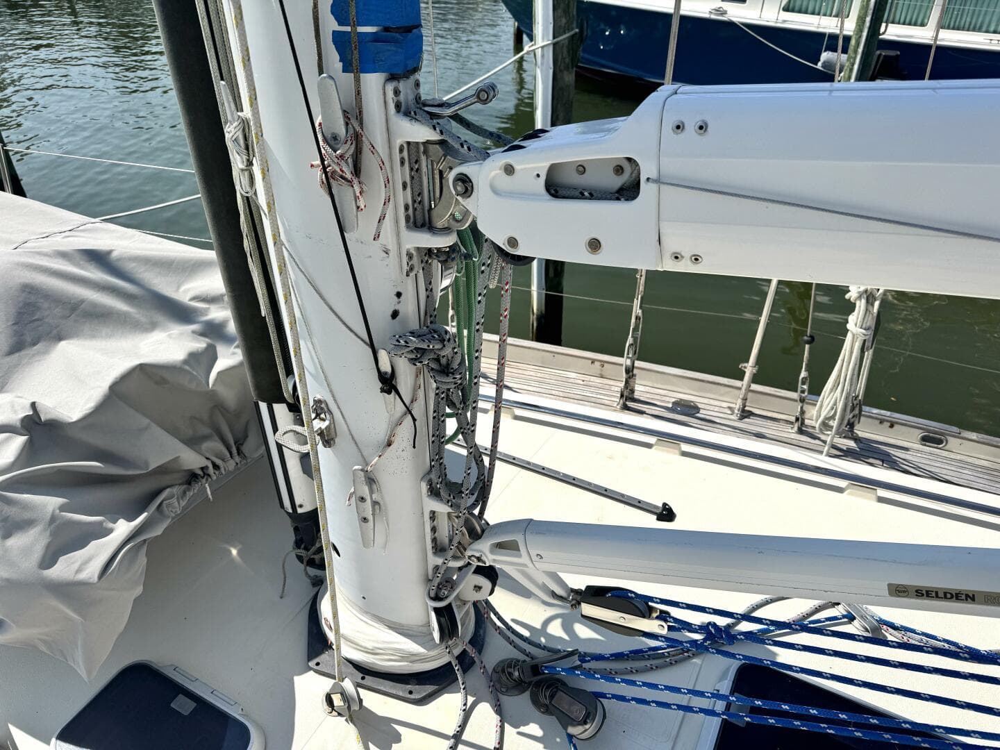 1999 Bowman 48 Aft Cockpit