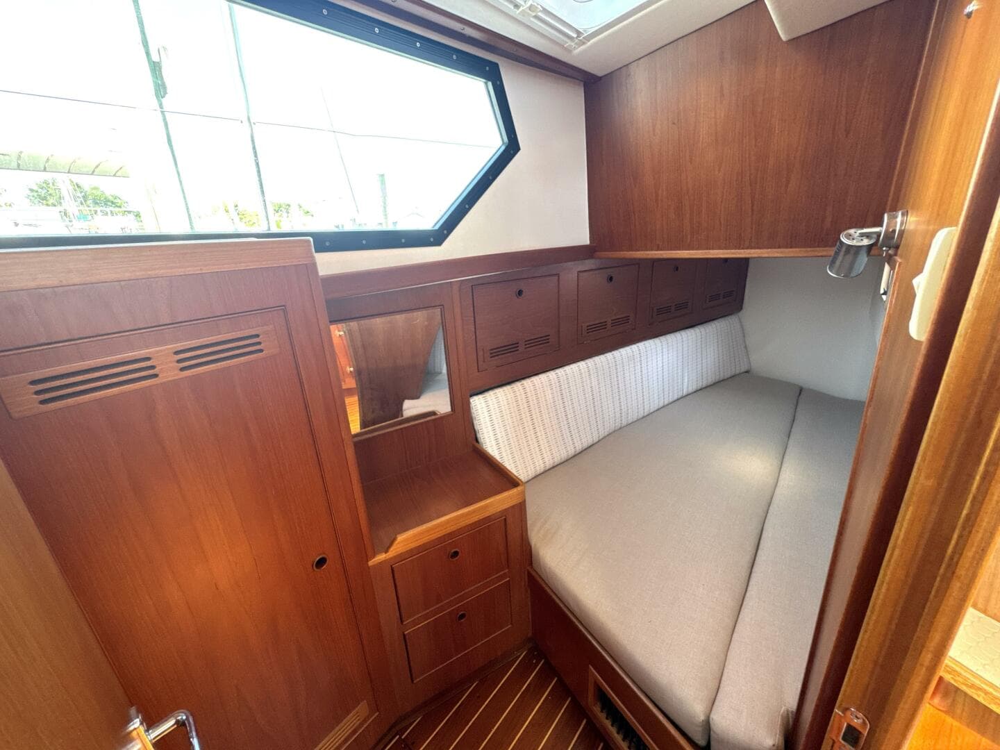 1999 Bowman 48 Aft Cockpit