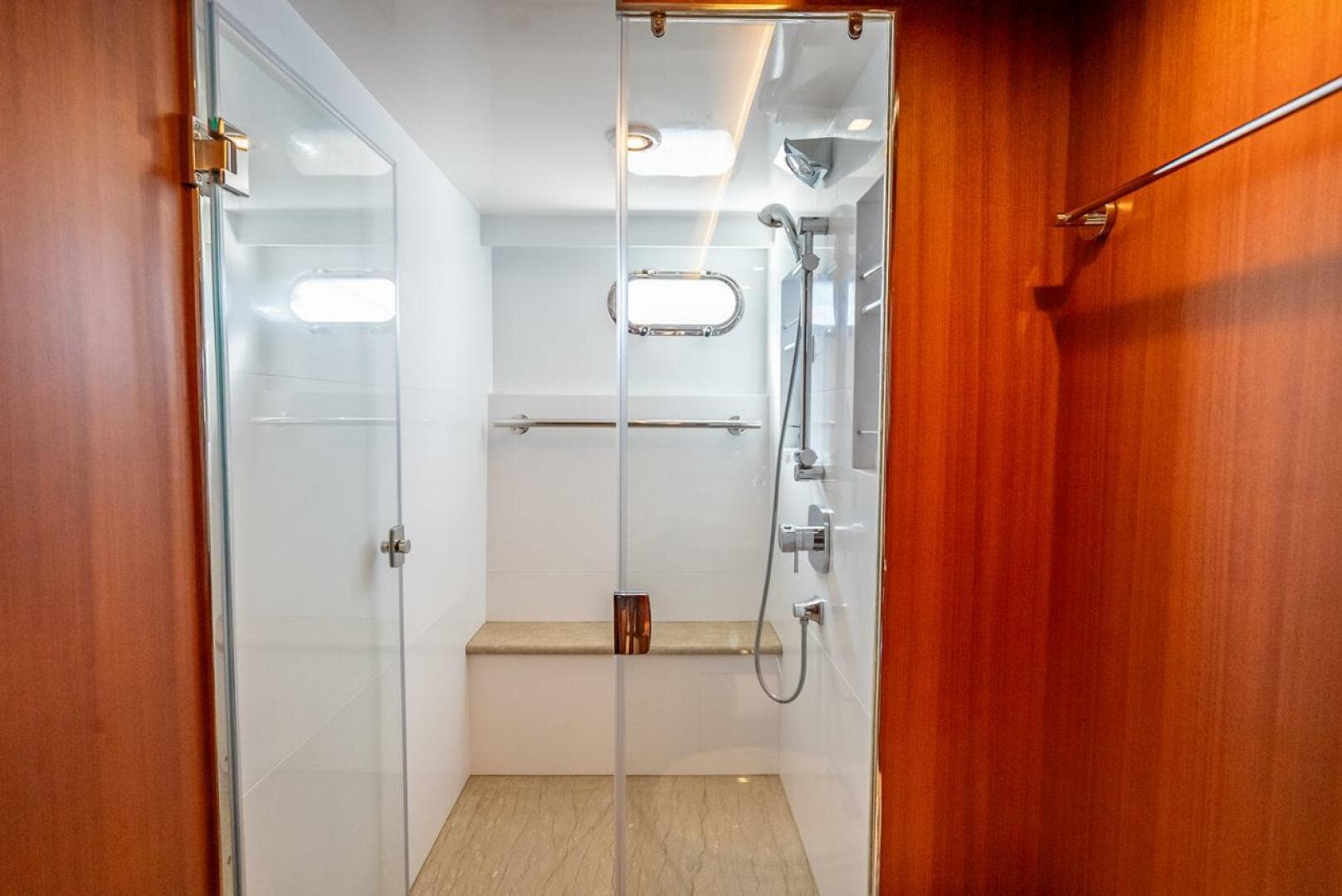 2022 Hampton 658l Endurance