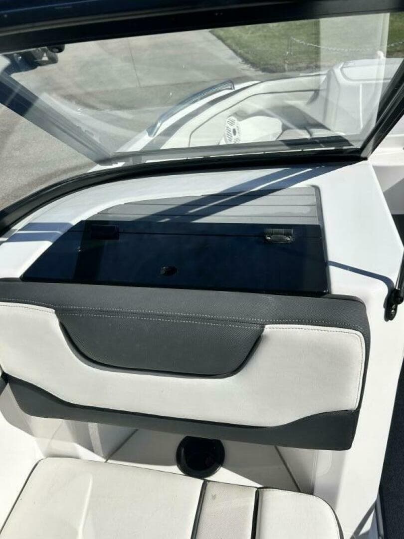 2019 Yamaha Boats AR210