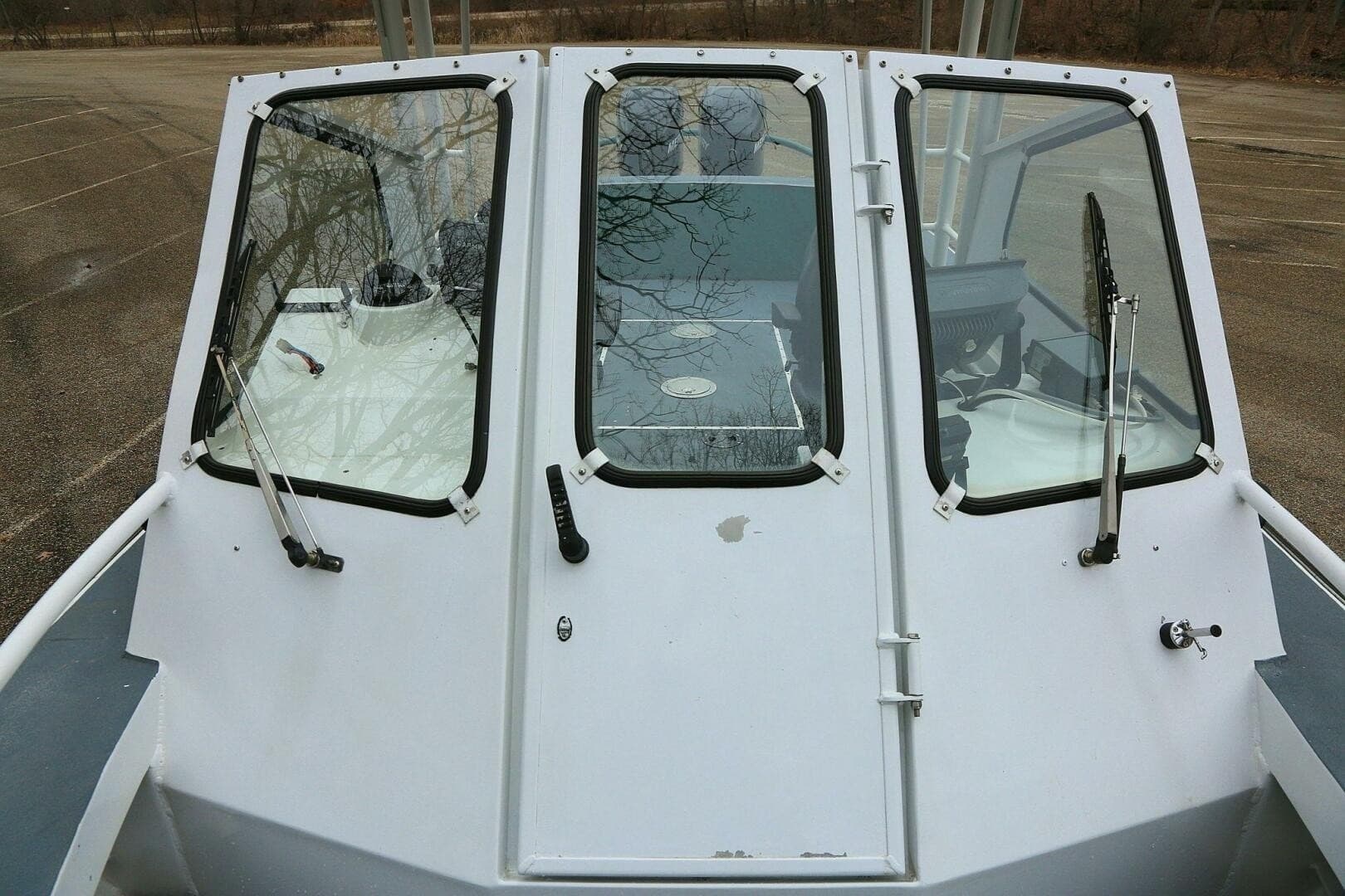 2002 SeaArk 25 V Commander SAMA 1365