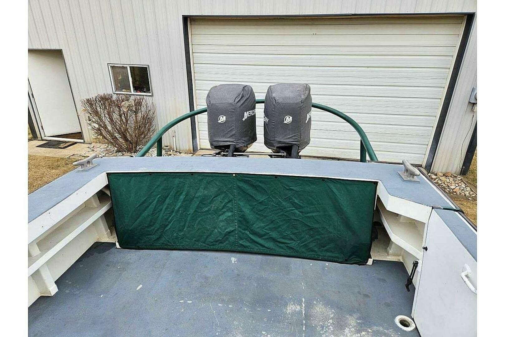 2002 SeaArk 25 V Commander SAMA 1365