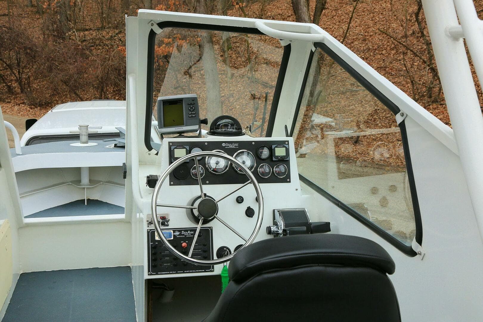 2002 SeaArk 25 V Commander SAMA 365