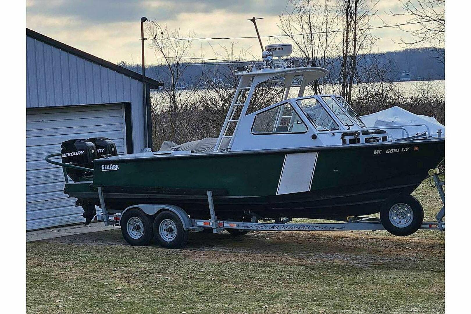 2002 SeaArk 25 V Commander SAMA 365