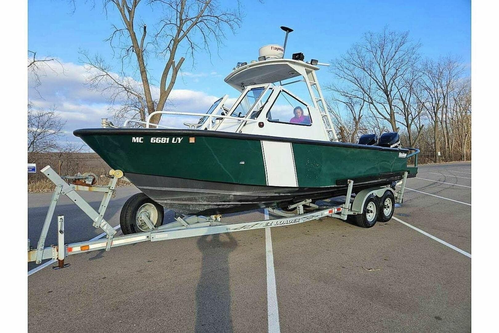 2002 SeaArk 25 V Commander SAMA 1365