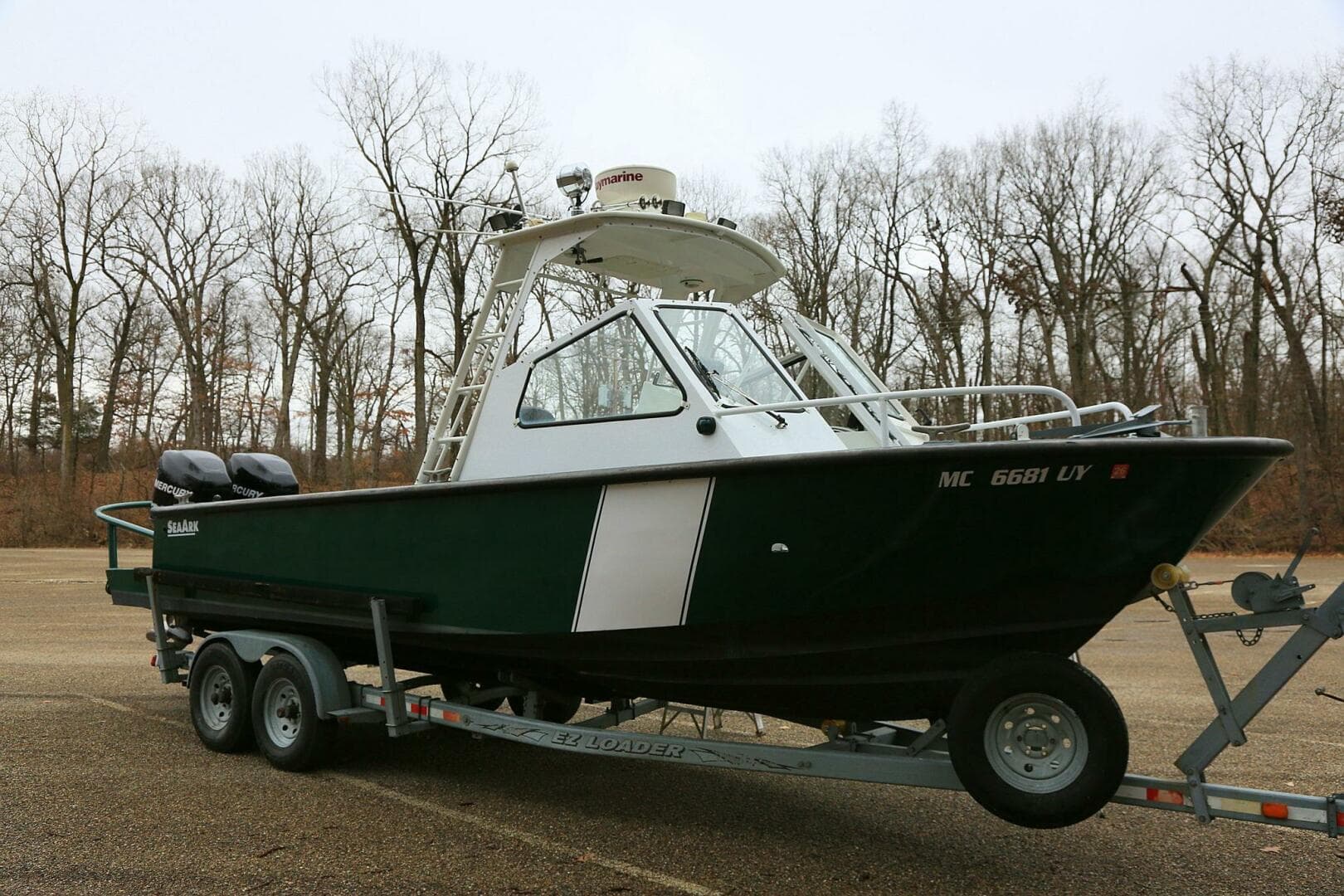 2002 SeaArk 25 V Commander SAMA 365