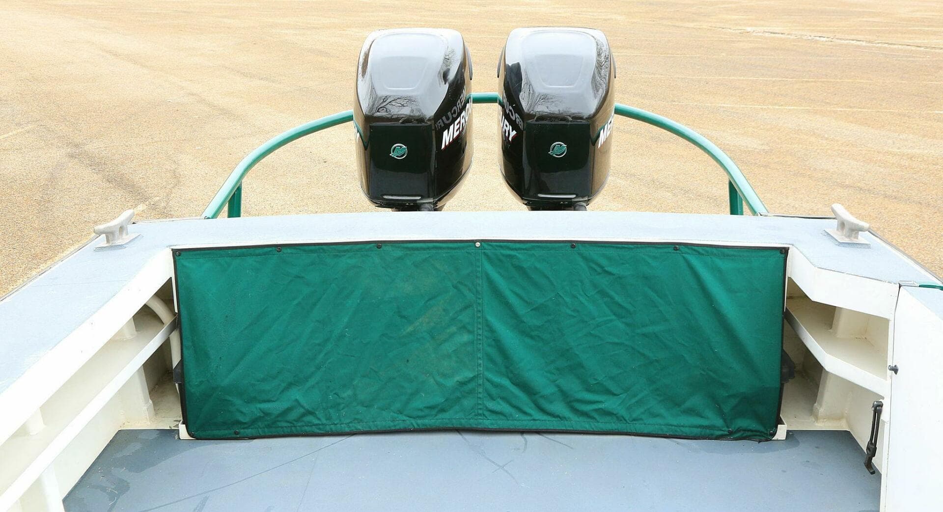 2002 SeaArk 25 V Commander SAMA 365