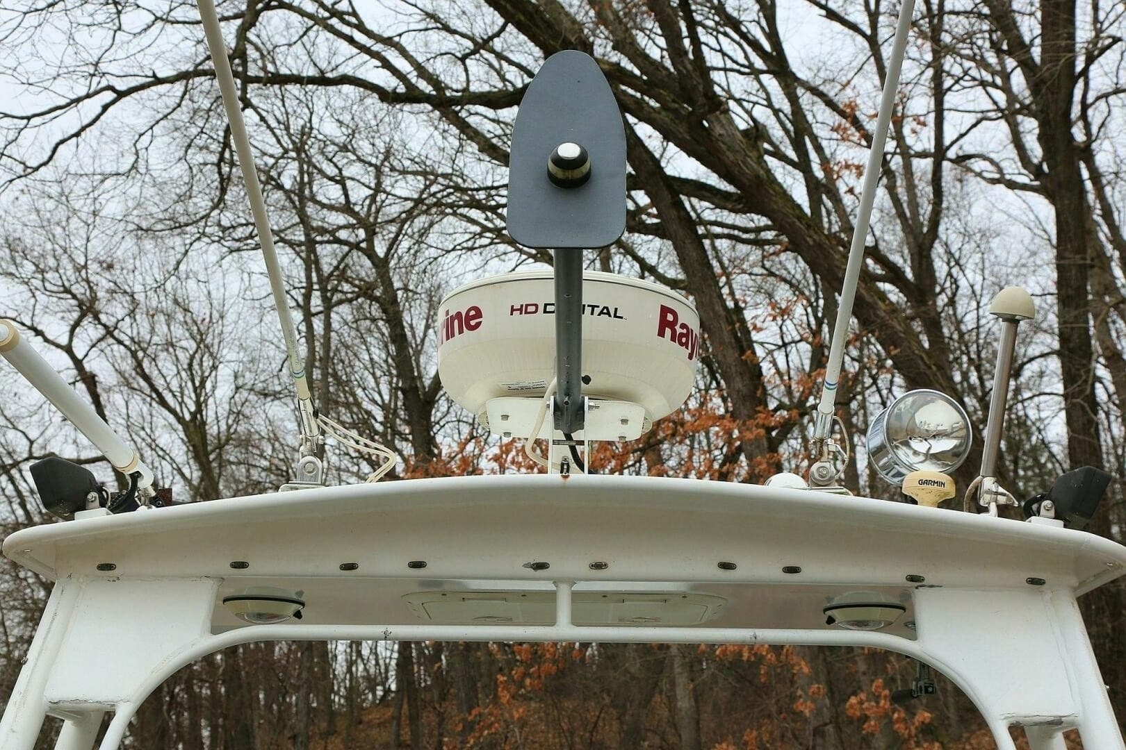 2002 SeaArk 25 V Commander SAMA 1365