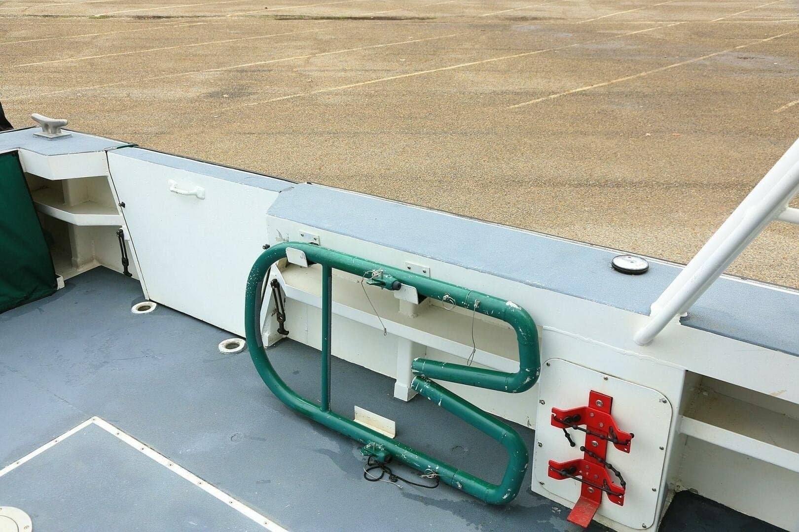 2002 SeaArk 25 V Commander SAMA 1365