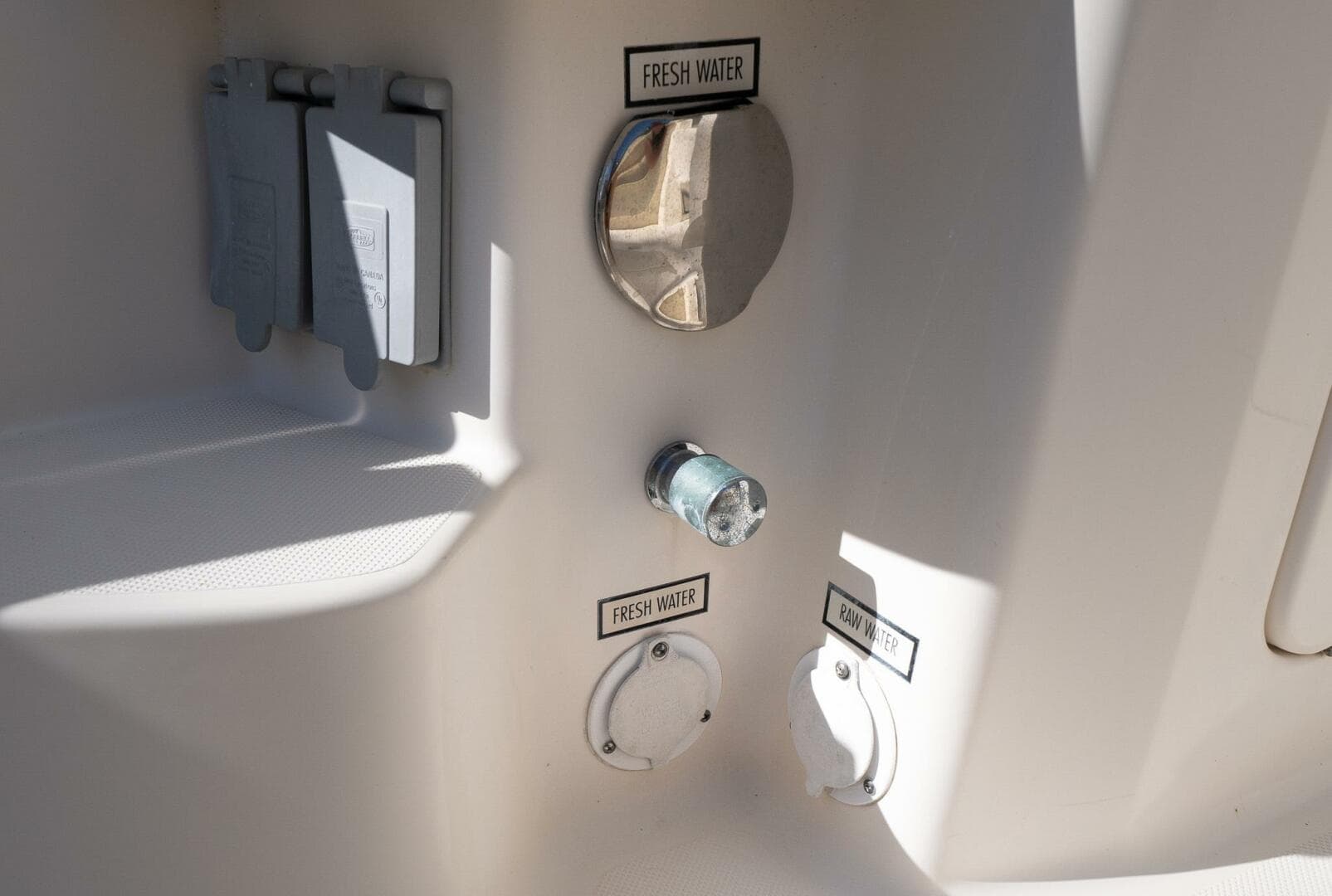 2014 Pursuit SC 365i