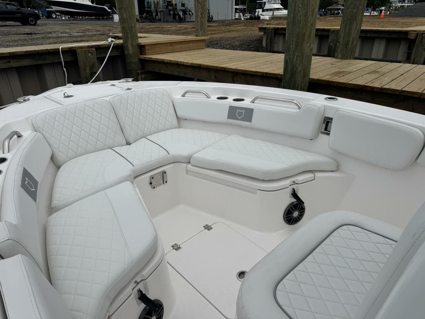 2025 Sea Fox 228 Commander