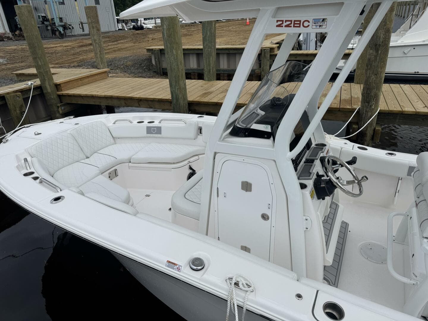 2025 Sea Fox 228 Commander