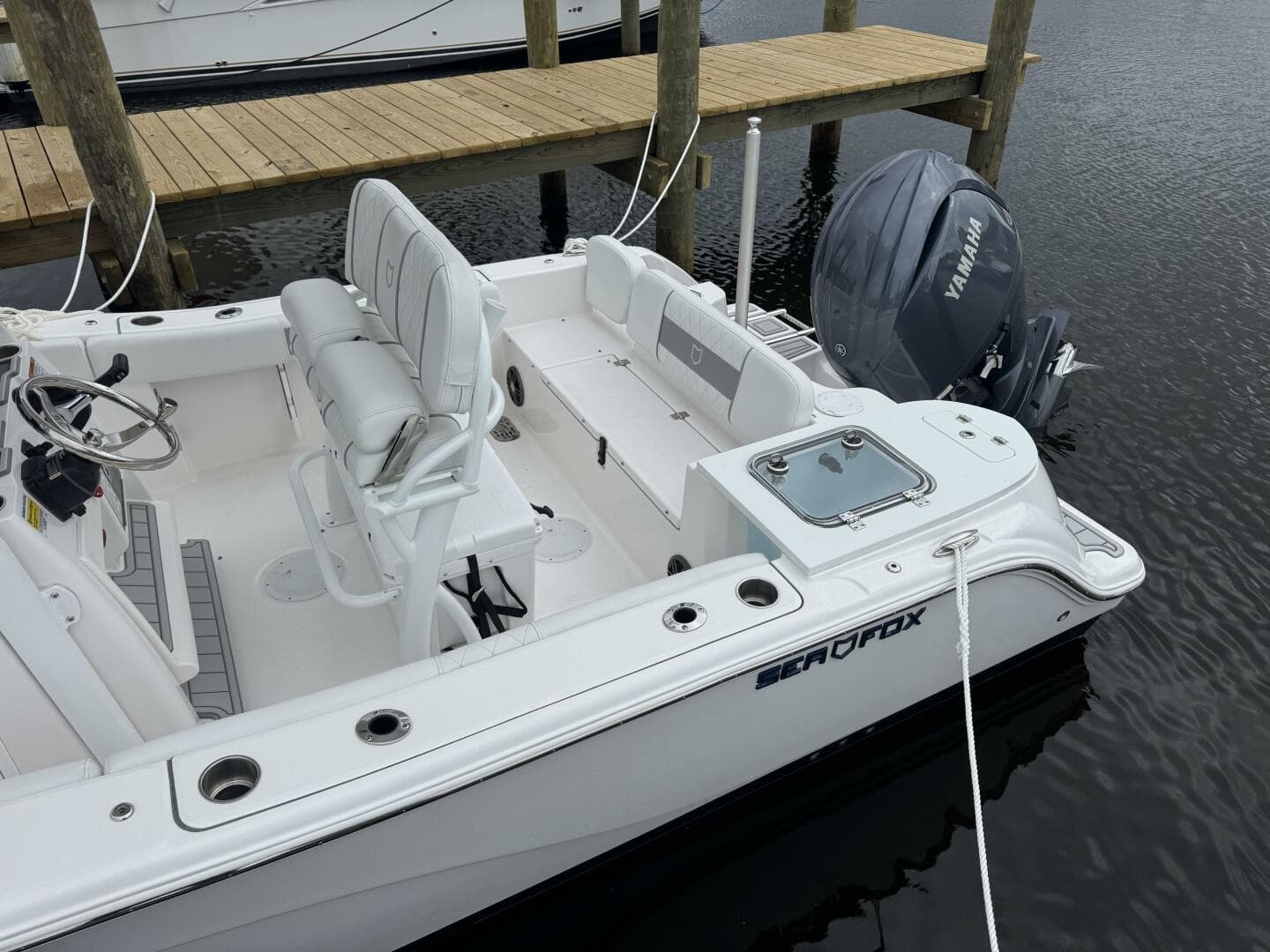 2025 Sea Fox 228 Commander