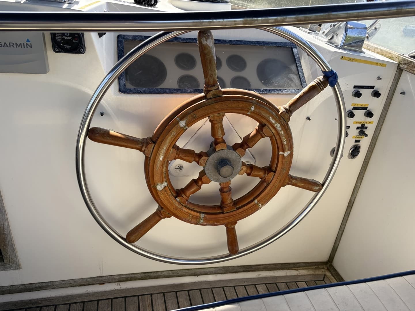 1986 Grand Banks Classic