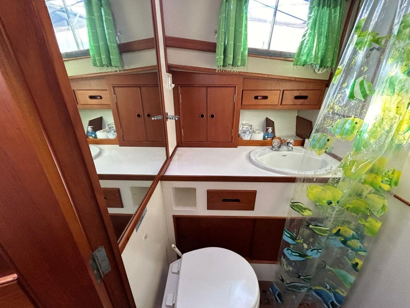 1986 Grand Banks Classic