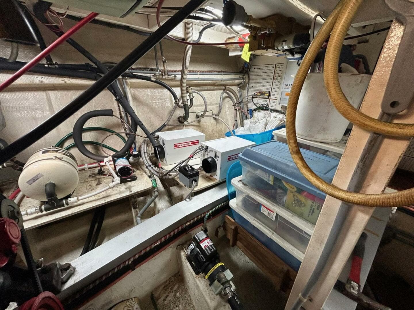 1986 Grand Banks Classic