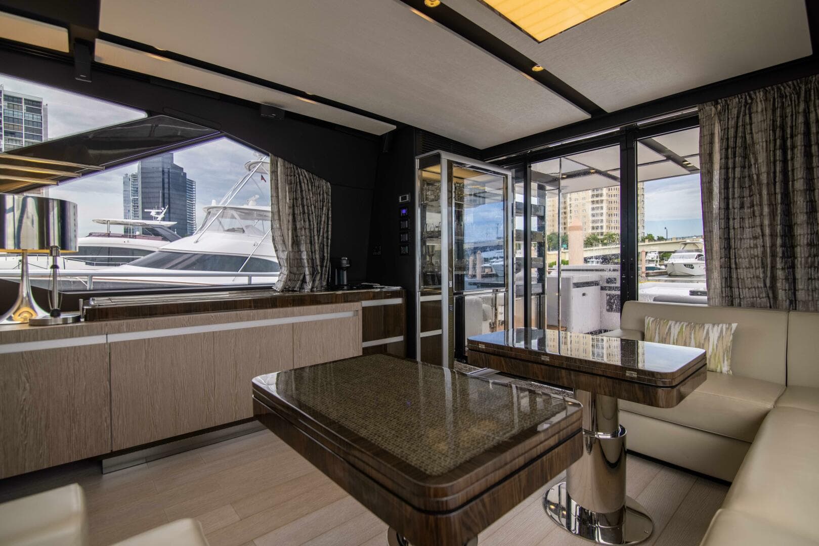 Azimut 70 Triple Play -