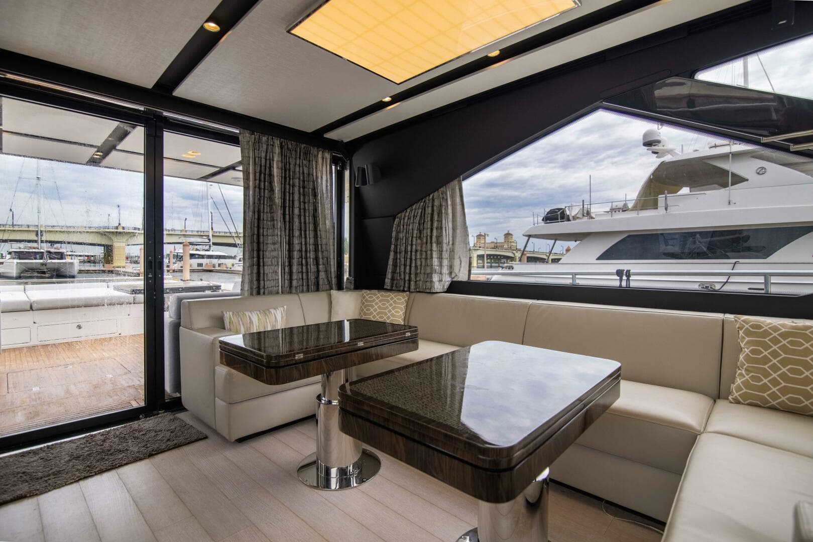 Azimut 70 Triple Play -