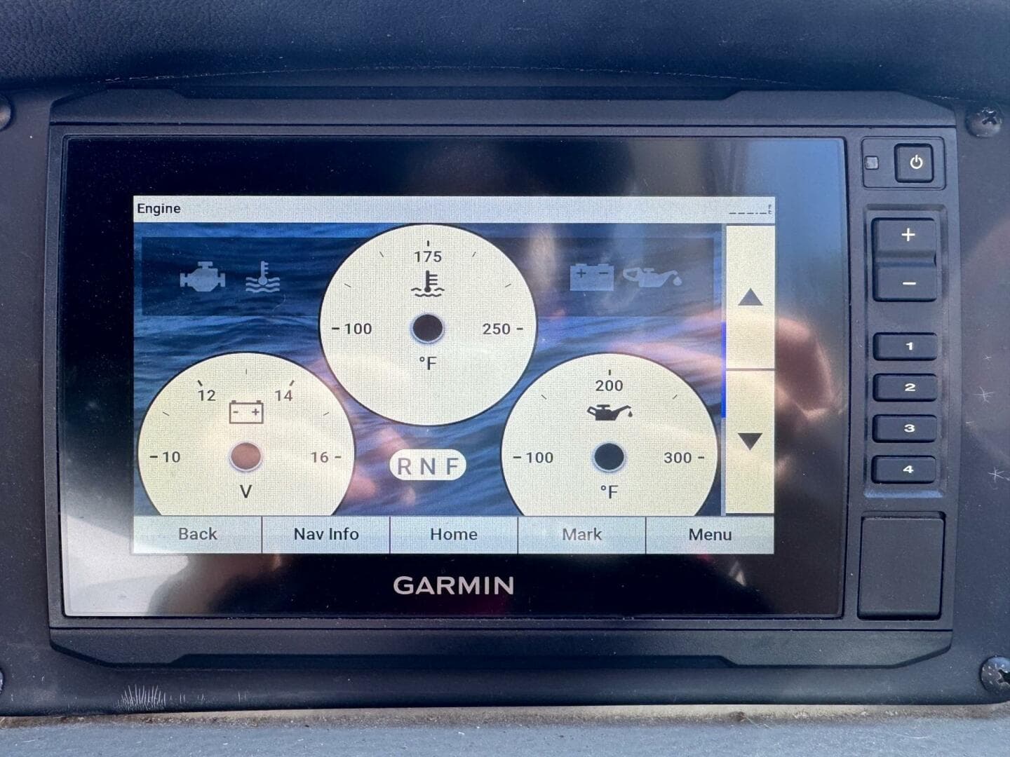 2020 Crownline 264CR