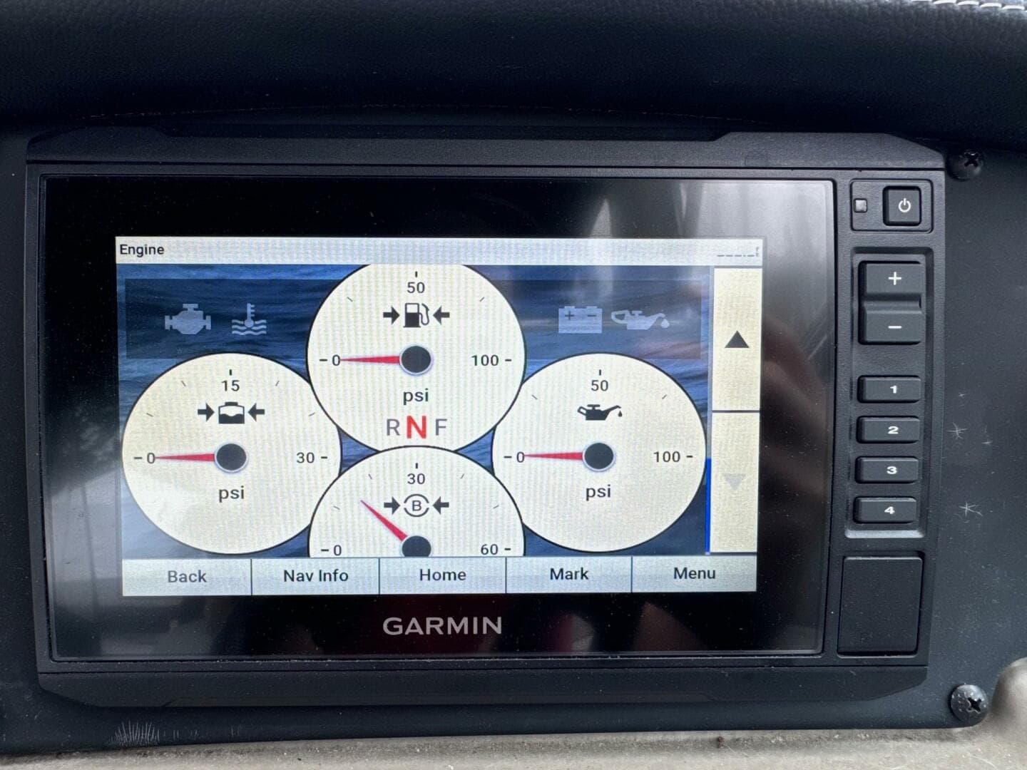 2020 Crownline 264CR