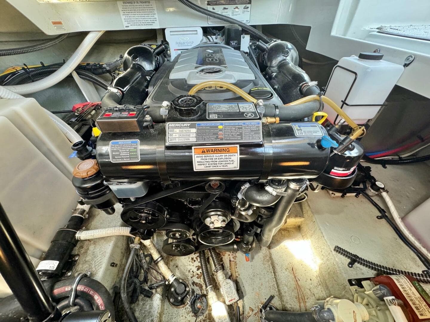 2020 Crownline 264CR