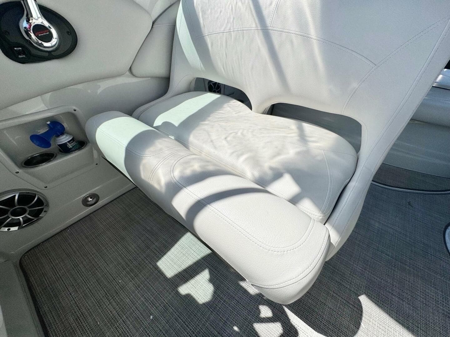 2020 Crownline 264CR