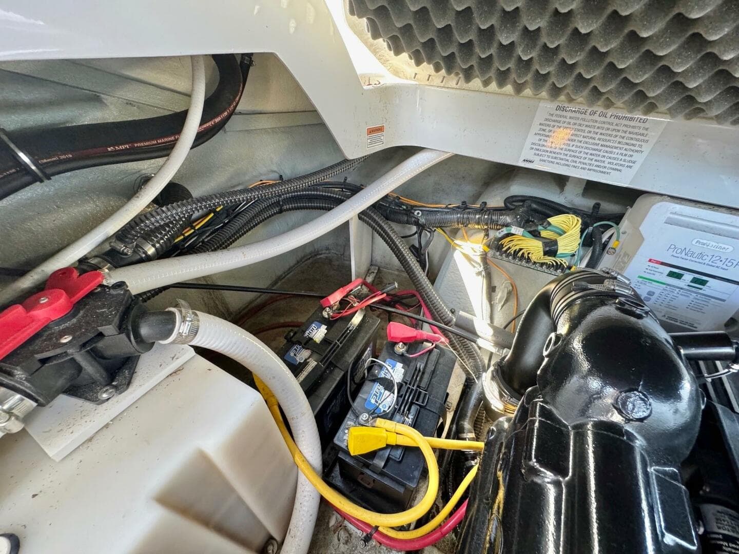 2020 Crownline 264CR