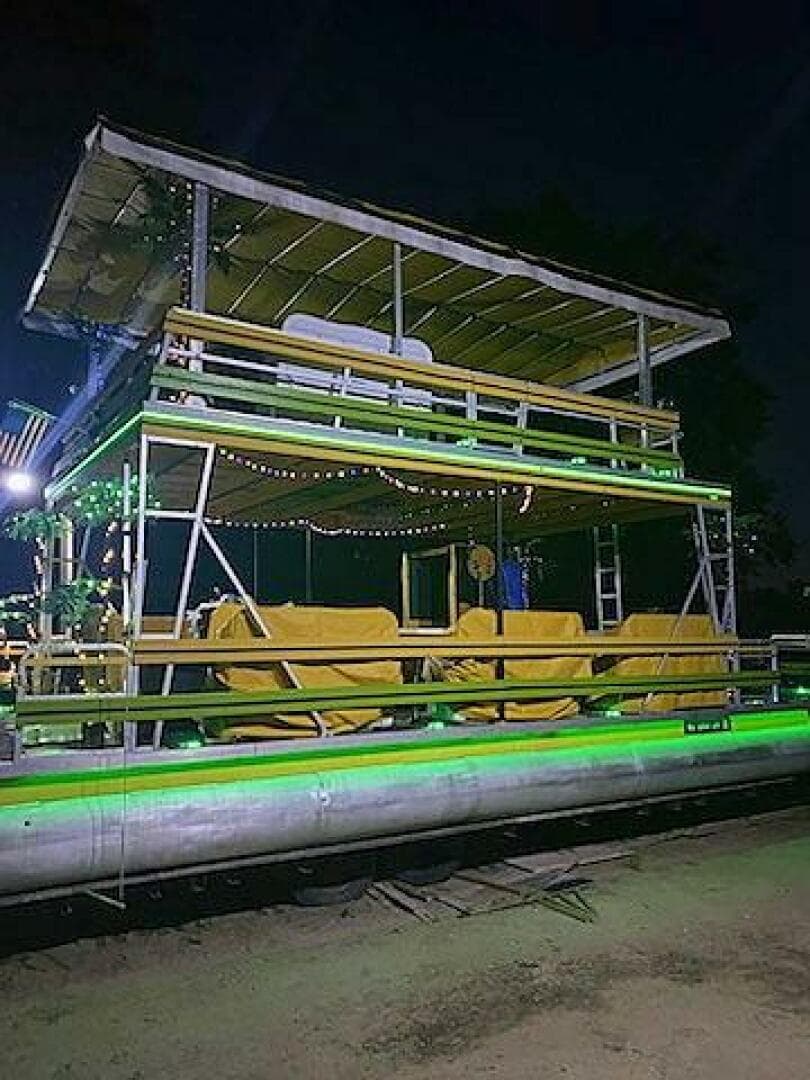 2008 Crest 35 Double Decker