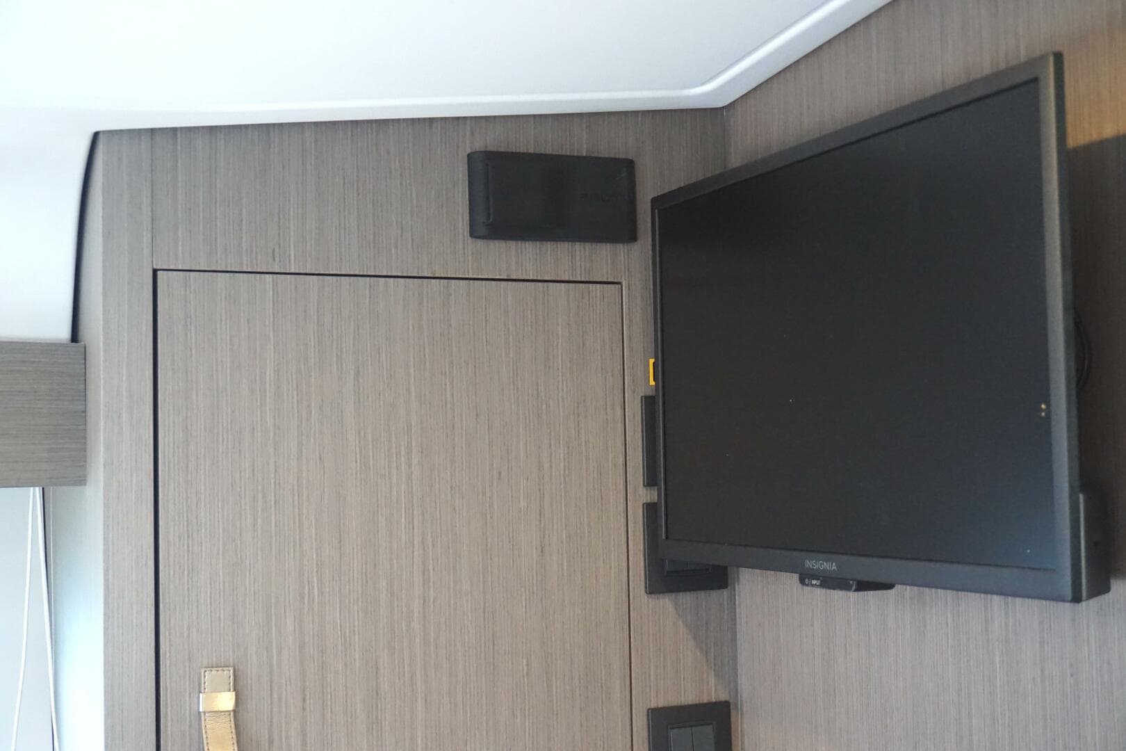 2022 Beneteau Grand Turismo 41 War Downs Eagle TV