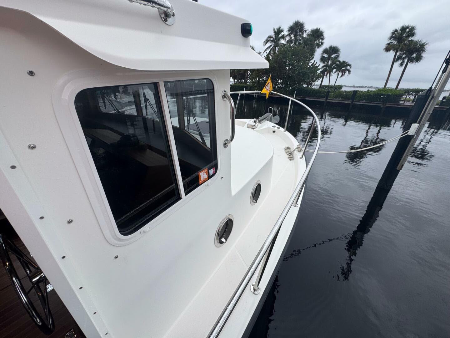 15 Nordic Tug 34 Starboard Forward