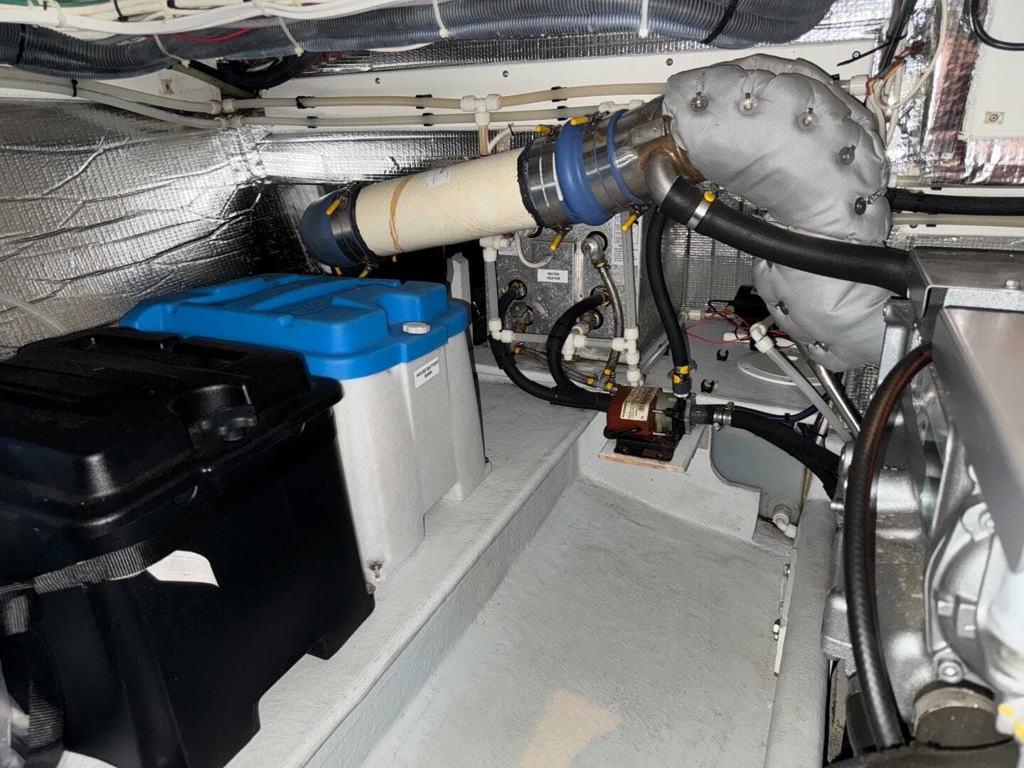 52 Nordic Tug 34 Engine Room 3