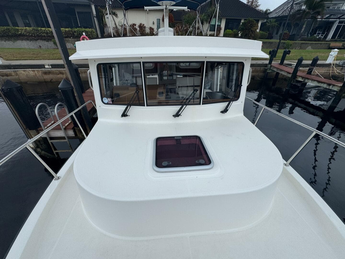 4 Nordic Tug 34 Bow Facing Aft