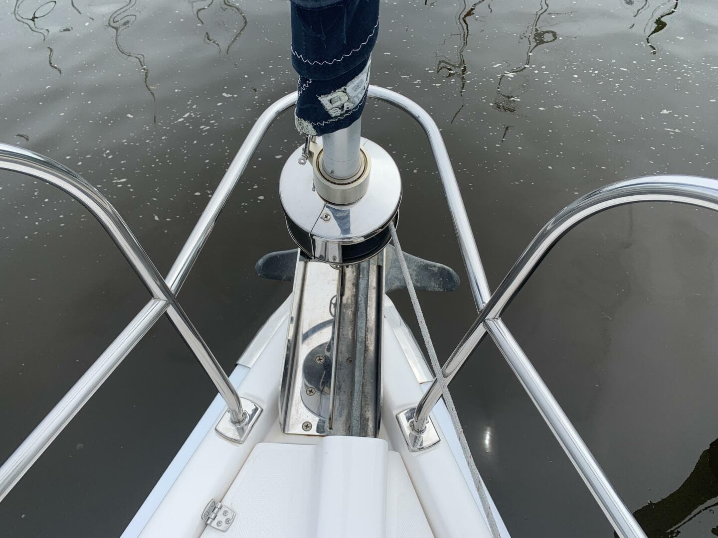 2009 Hunter 45 Deck Salon