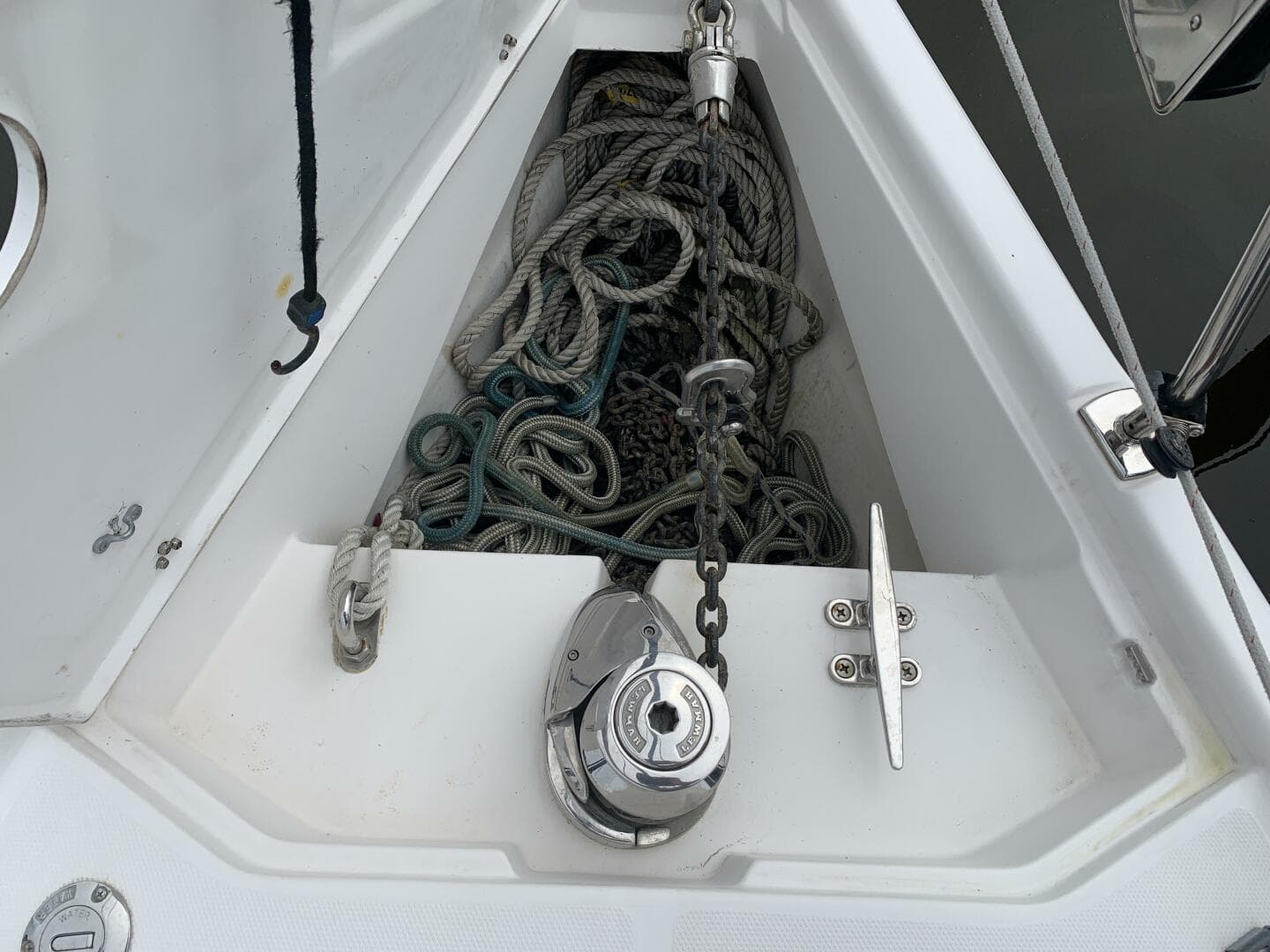 2009 Hunter 45 Deck Salon