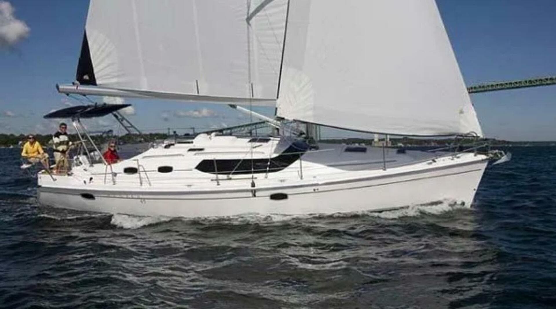2009 Hunter 45 Deck Salon