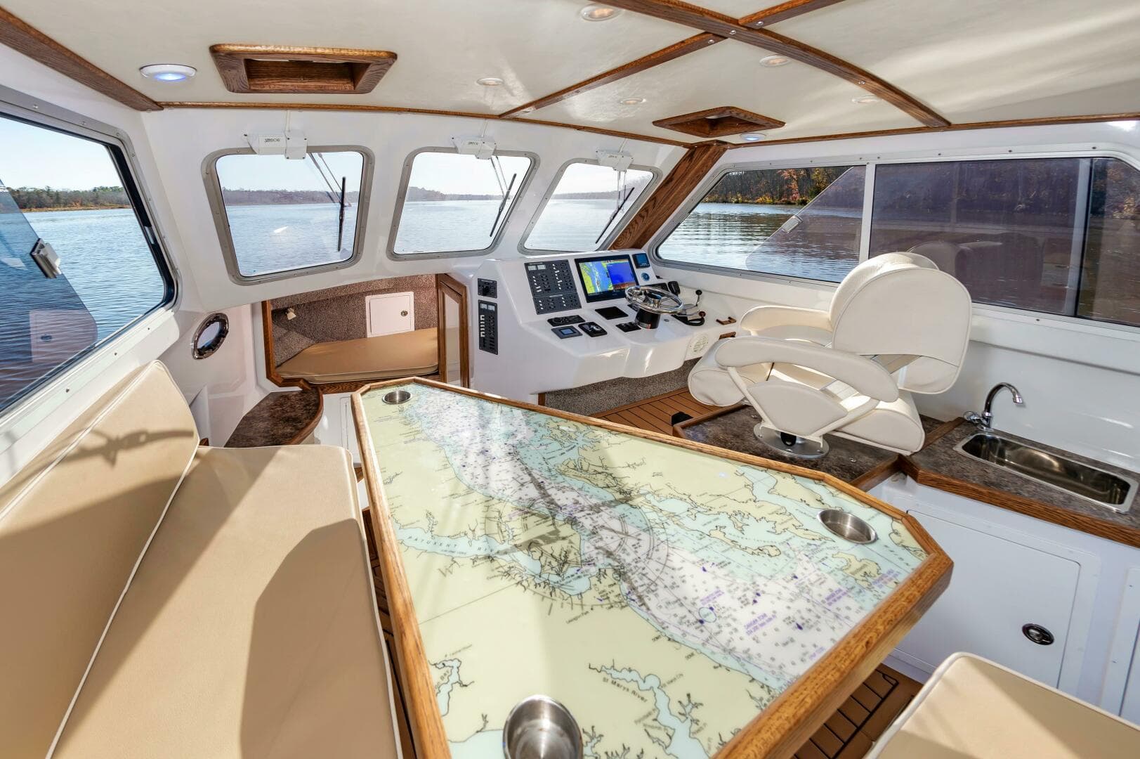 2024 Custom Chesapeake Bay Built Custom 33'