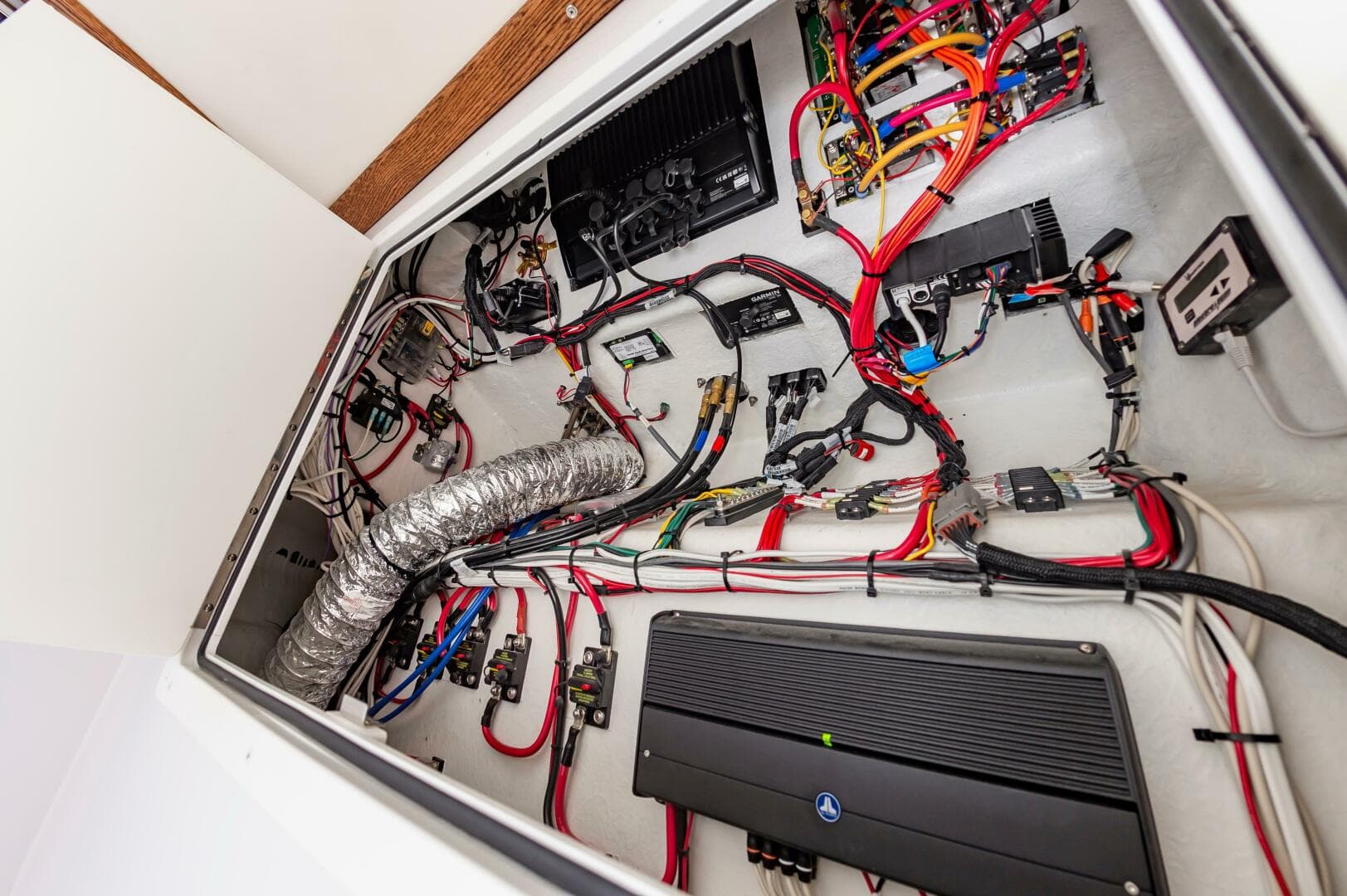 2024 Custom Chesapeake Bay Built Custom 33'