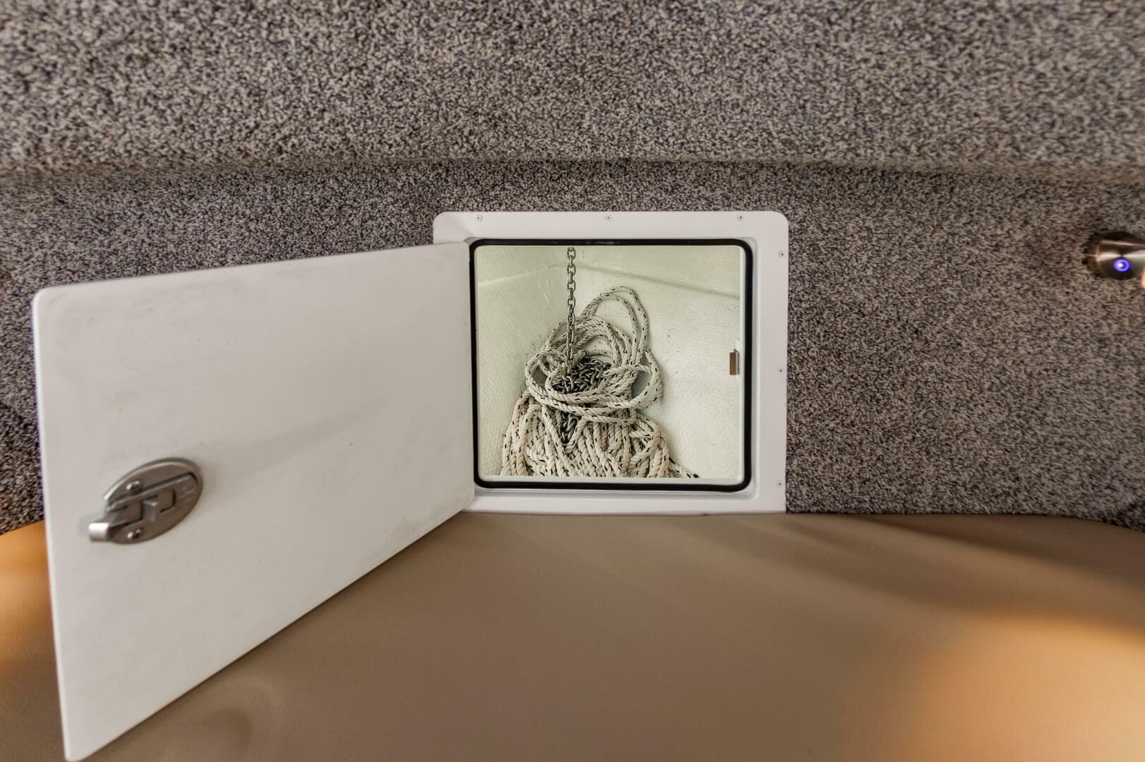 2024 Custom Chesapeake Bay Built Custom 33'