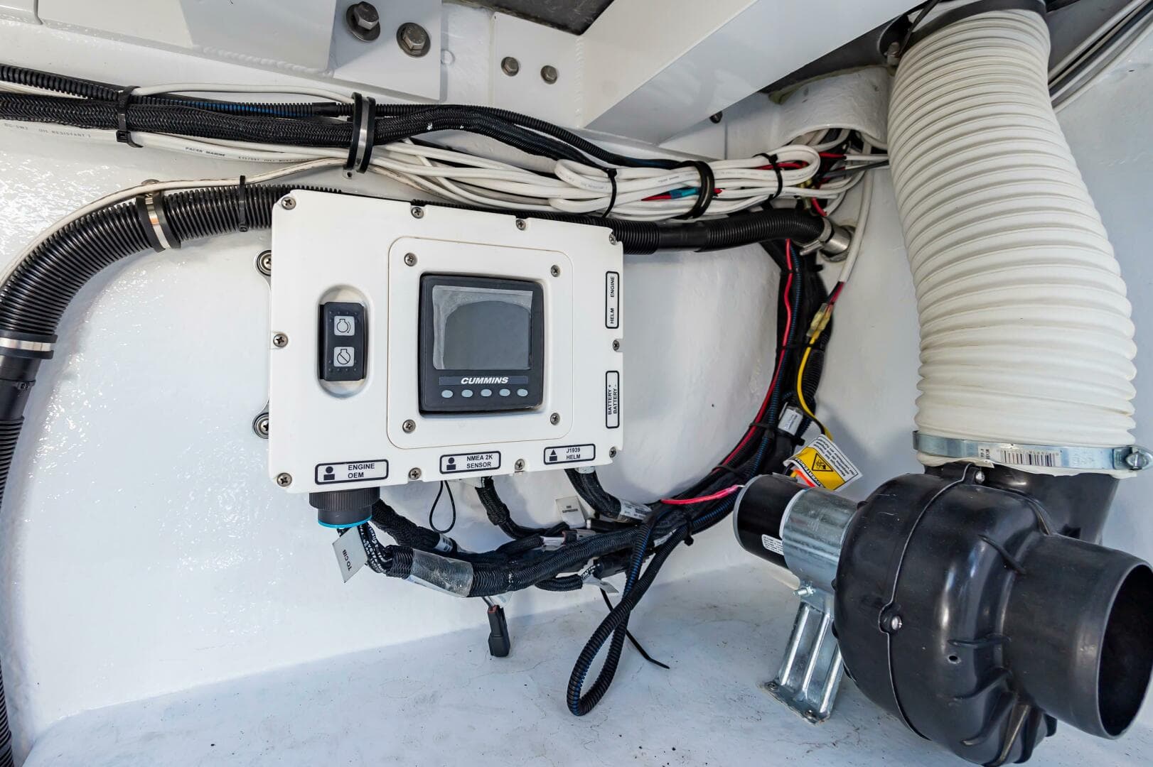 2024 Custom Chesapeake Bay Built Custom 33'