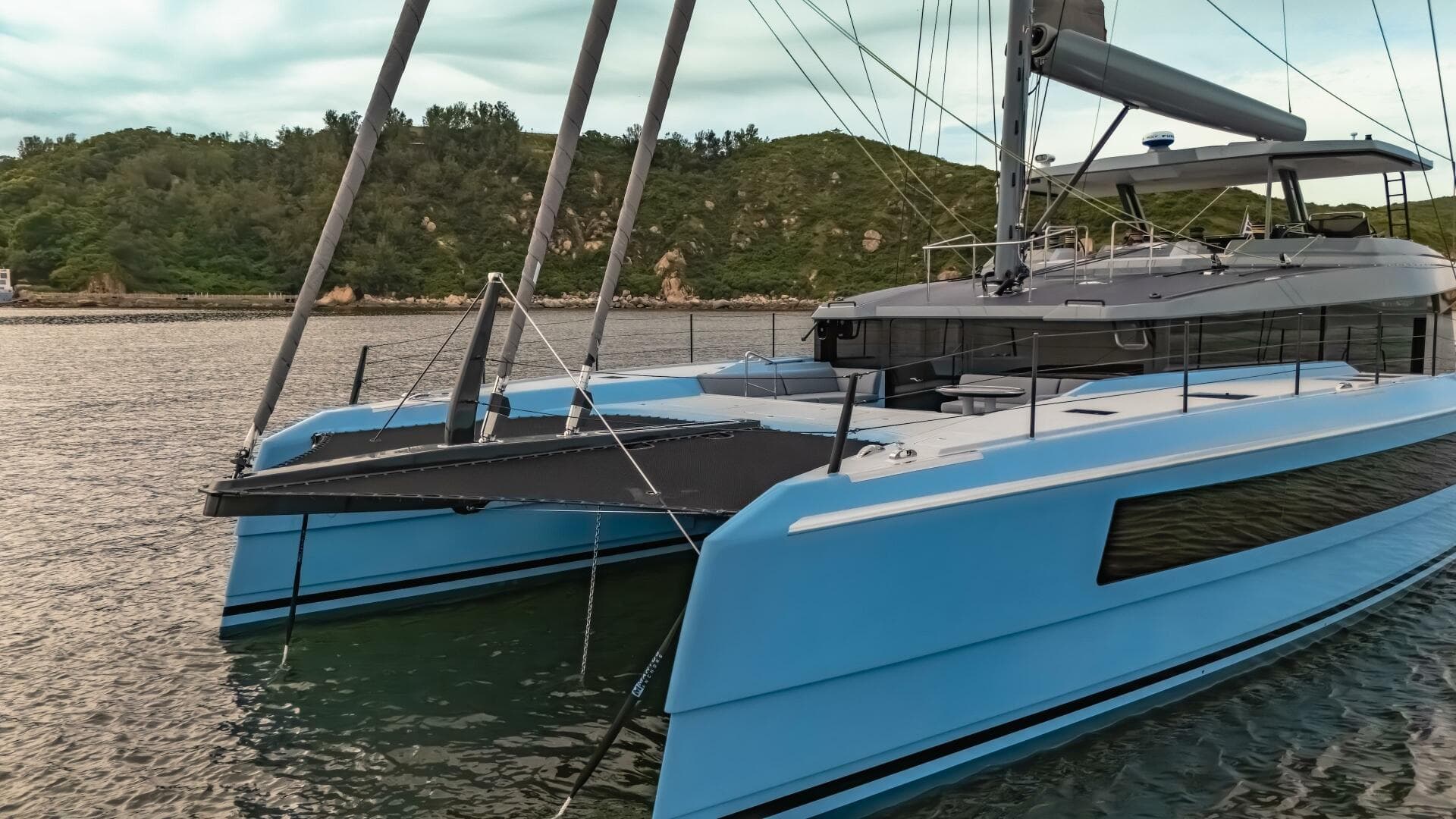 MC75 Exterior