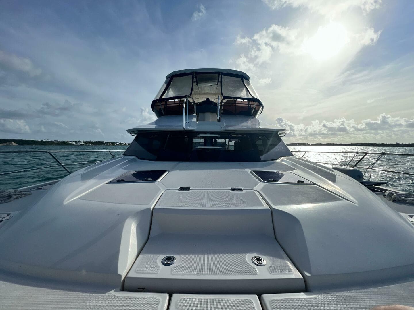 2018 Aquila 44 Yacht