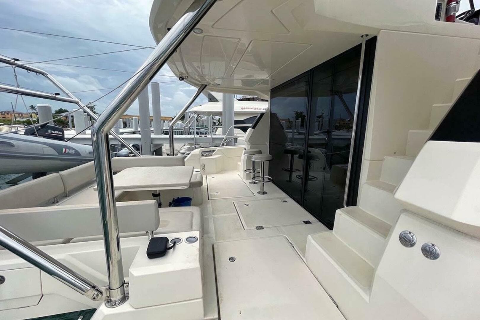 2018 Aquila 44 Yacht