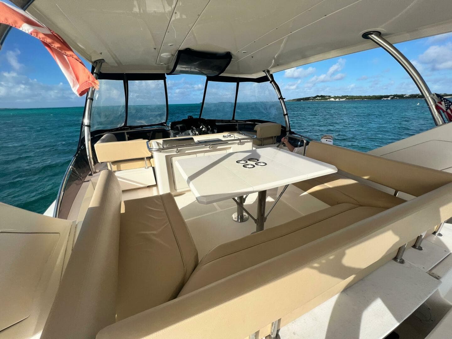 2018 Aquila 44 Yacht