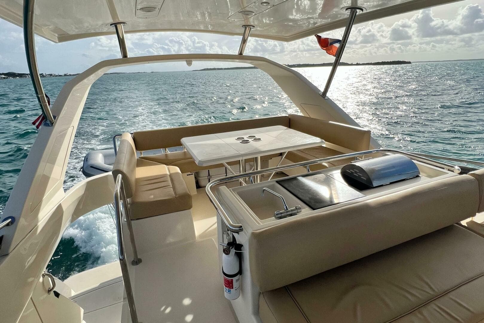 2018 Aquila 44 Yacht