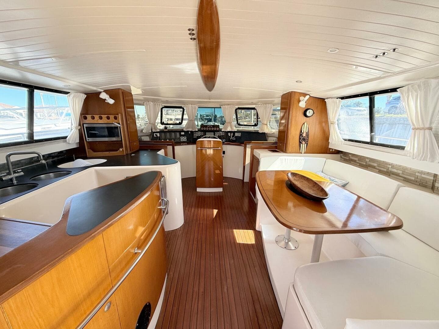 1999 Fountaine Pajot Maryland 37
