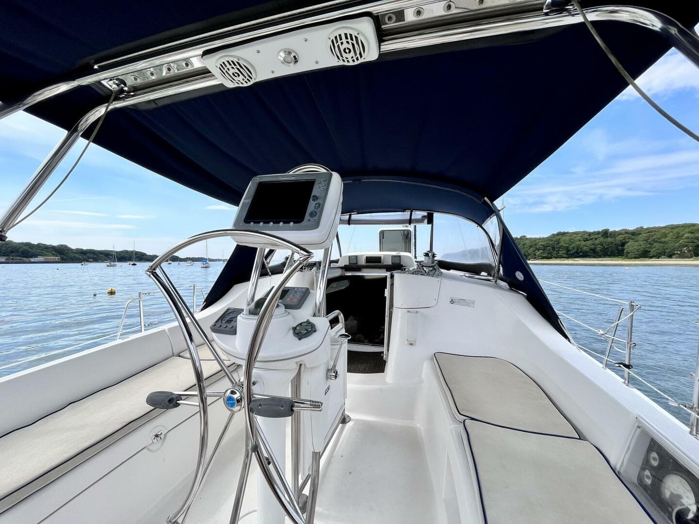 2008 Hunter 41 Deck Salon